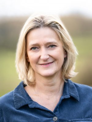Portrait officiel de Marion PIPART-INDJEYAN - Adjointe au maire de Montfort l'Amaury, déléguée à la programmation culturelle et à la communication, 2026